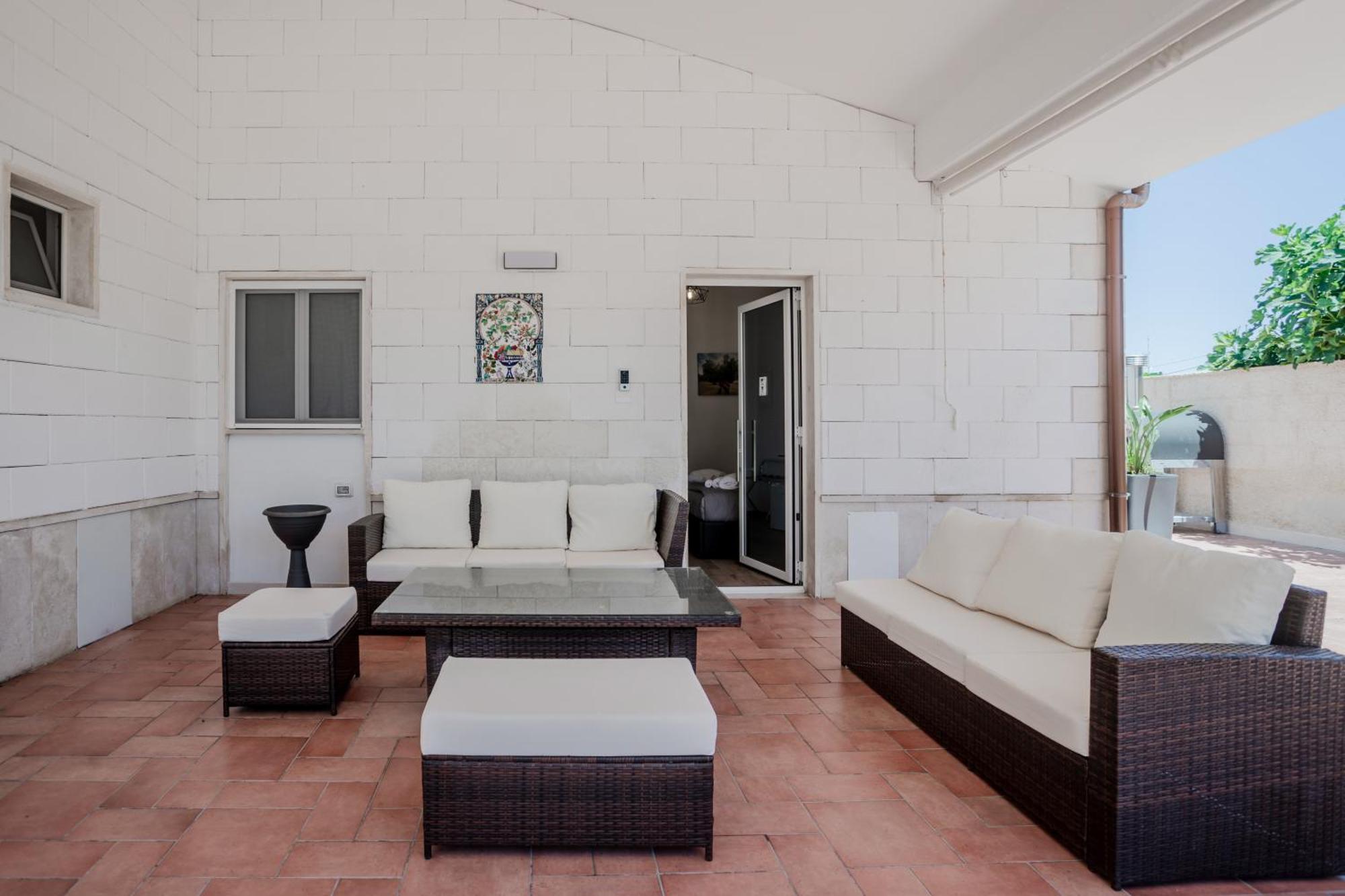 Pietramare Luxury Suites Bari Exterior photo