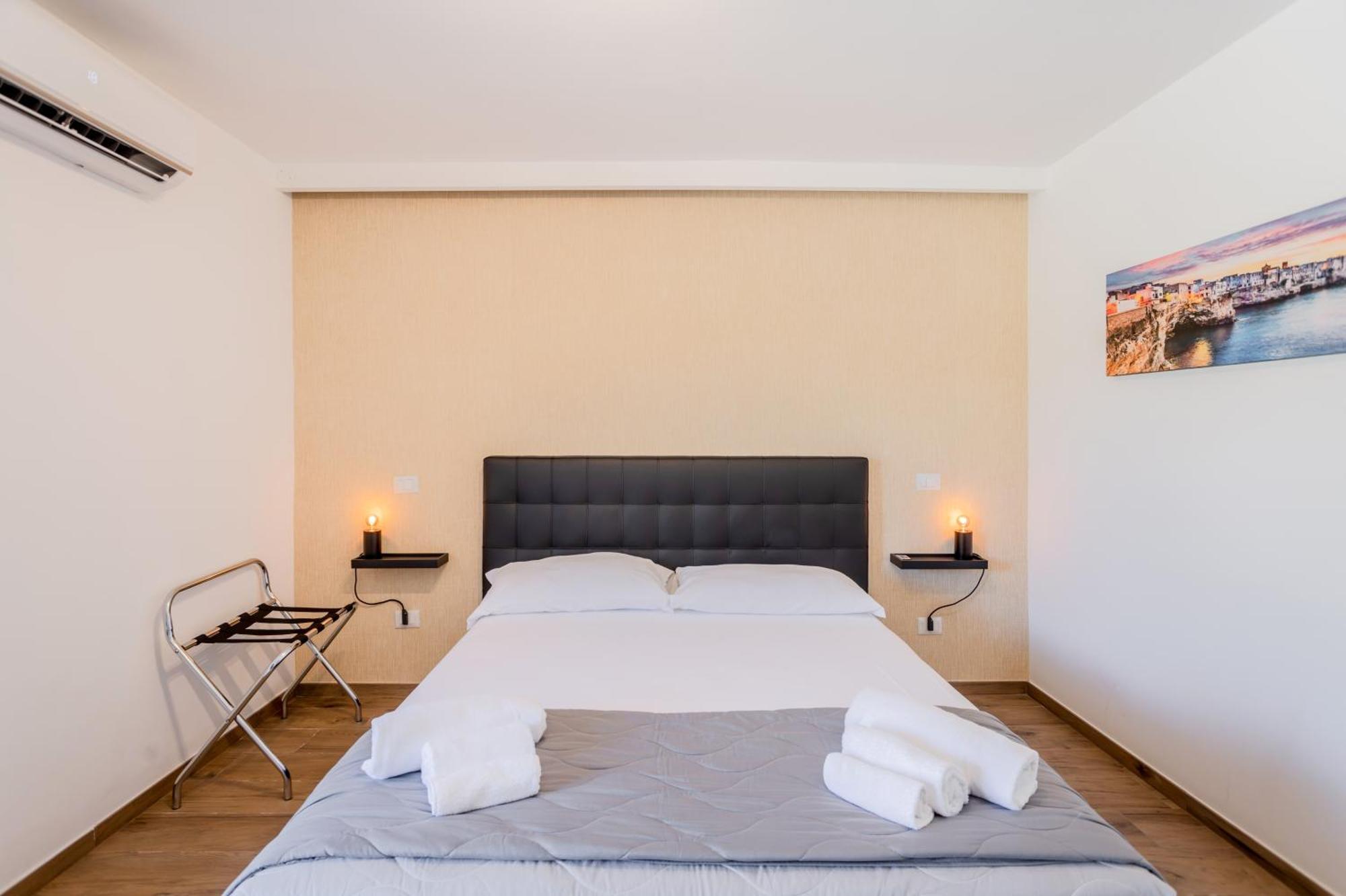 Pietramare Luxury Suites Bari Exterior photo