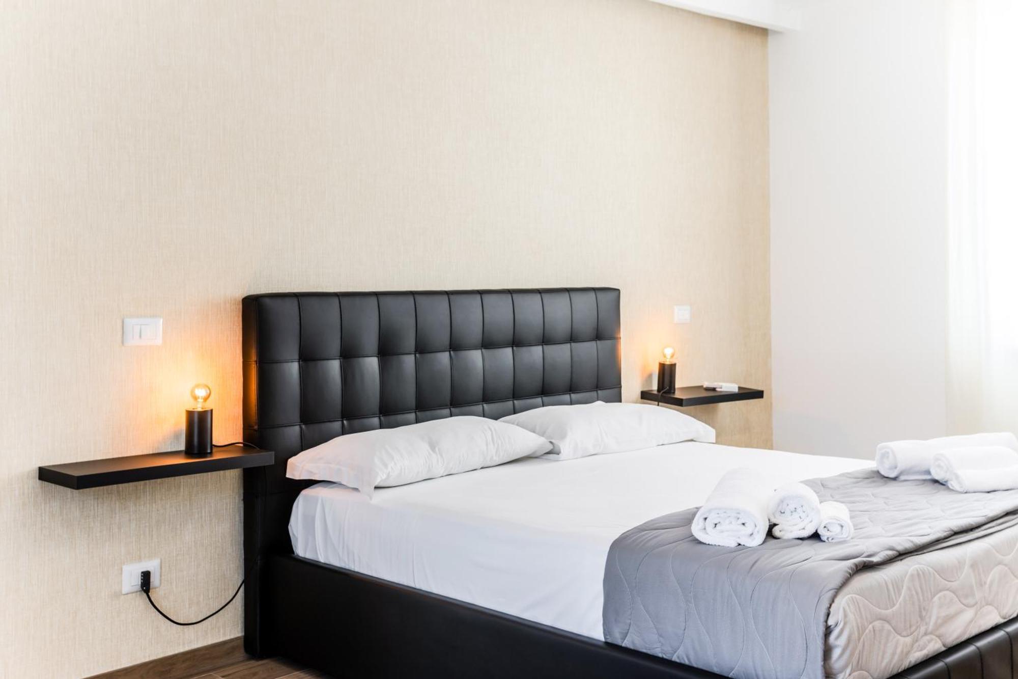 Pietramare Luxury Suites Bari Exterior photo
