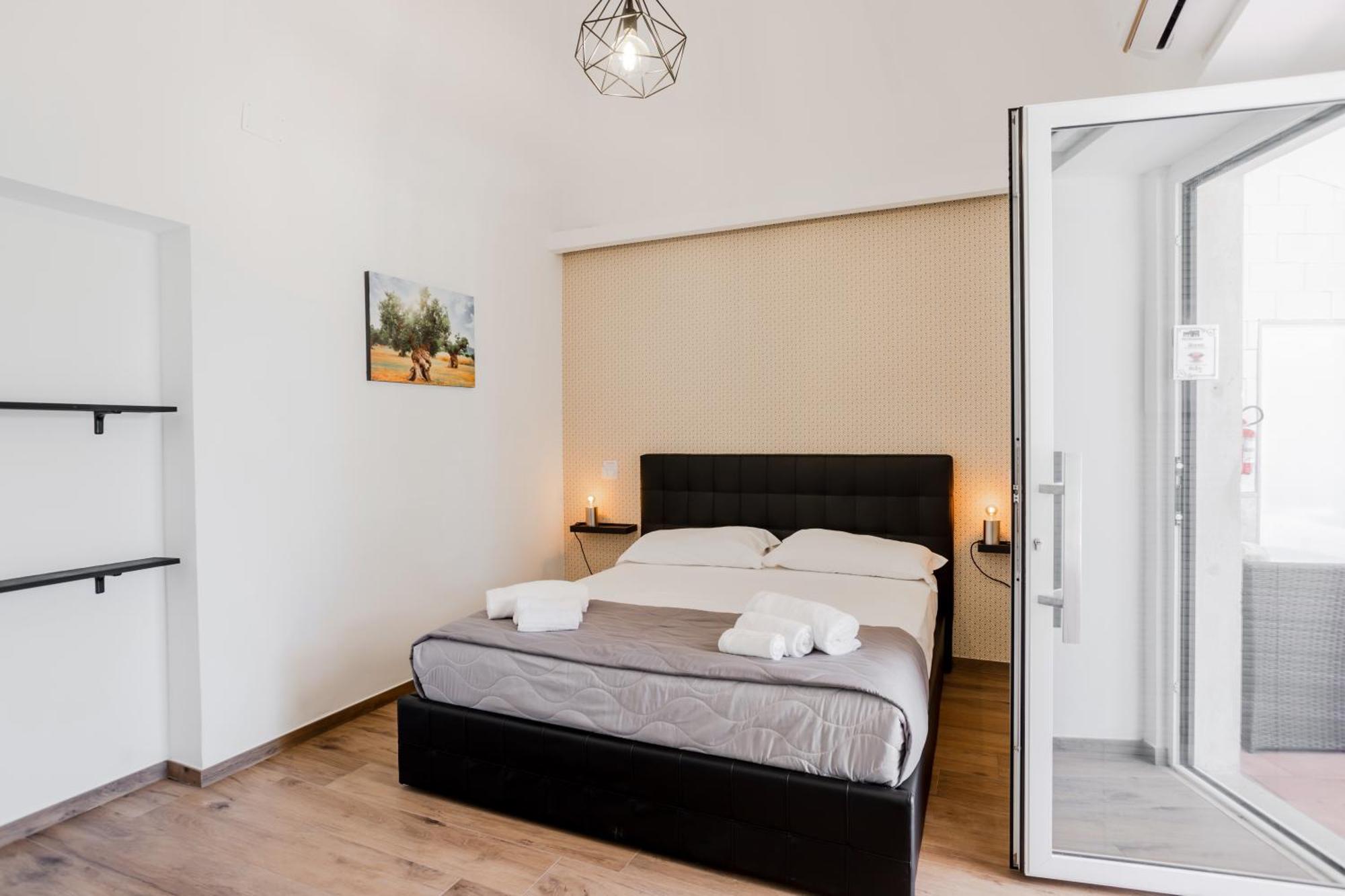Pietramare Luxury Suites Bari Exterior photo